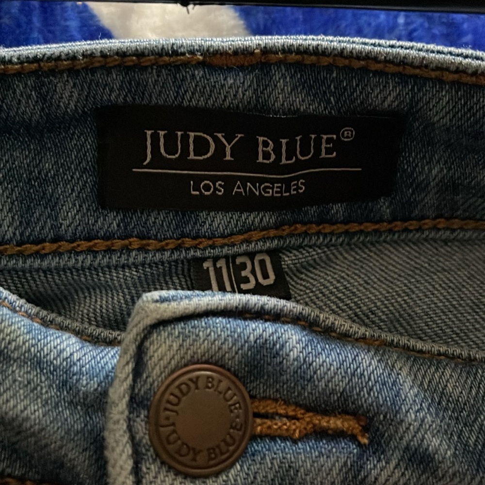 Judy Blue Light Blue Distressed Skinny Jeans - Picture 2 of 4